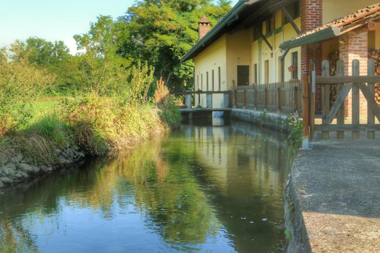 Agriturismo Helianthus Oleggio Exterior foto