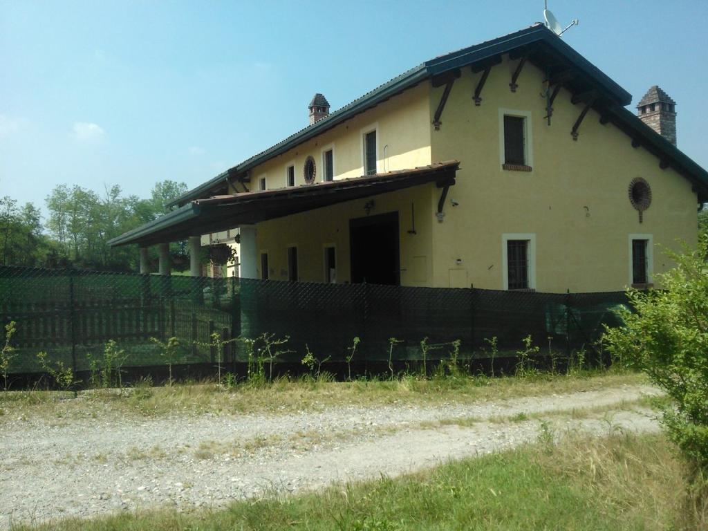 Agriturismo Helianthus Oleggio Exterior foto