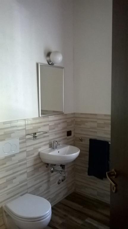 Agriturismo Helianthus Oleggio Habitación foto